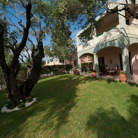 Villa Barbati Pietre Di Mare Exterior foto