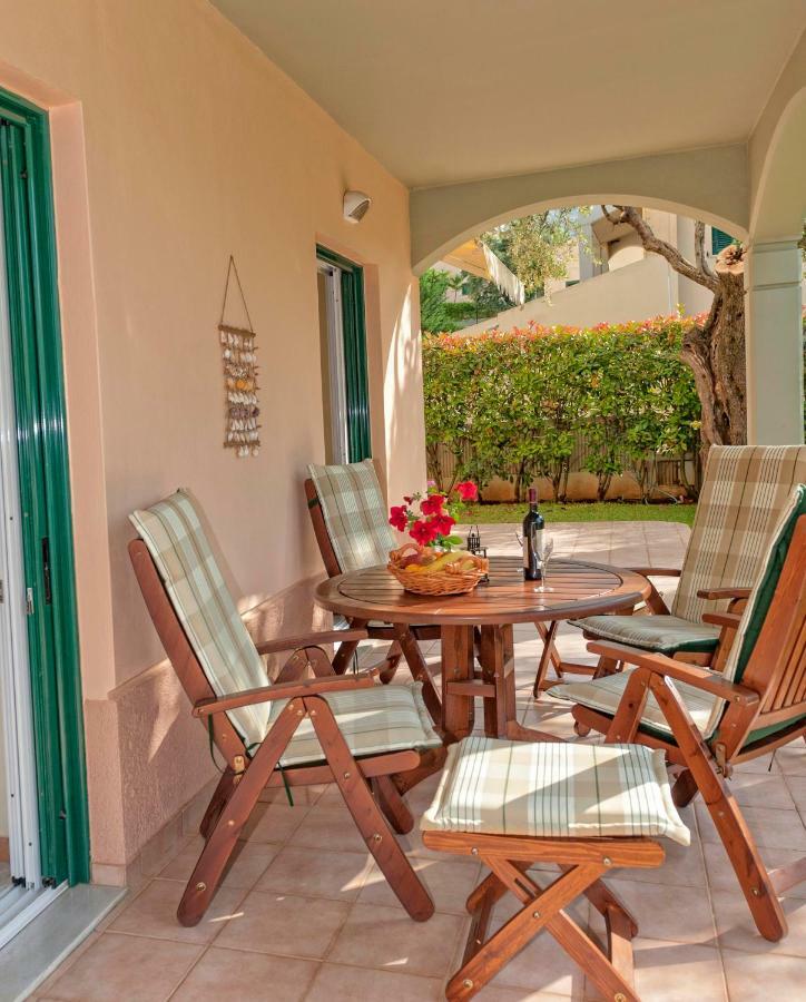 Villa Barbati Pietre Di Mare Exterior foto